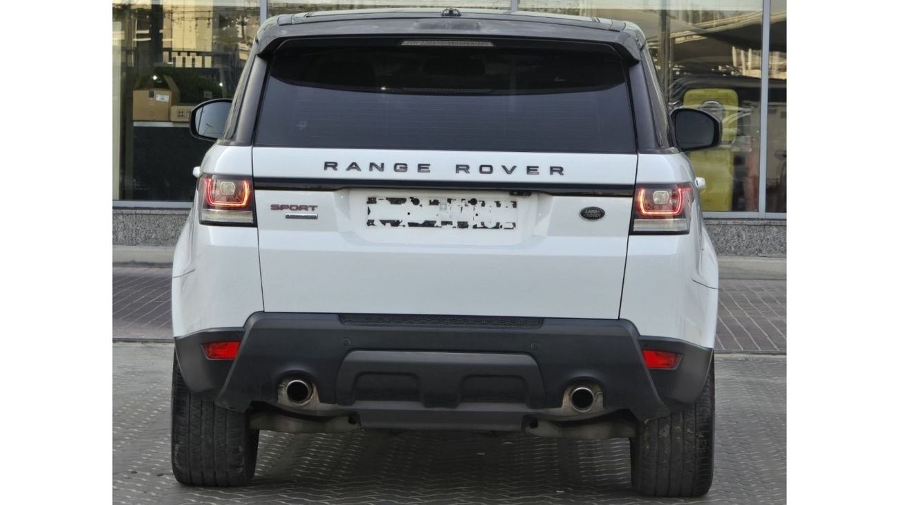Land Rover Range Rover Sport SPORT SUPERCHARGED 2016 GCC 2KEYS // ORGINAL PAINT // ACCIDENT FREE // PERFECT CONDITION