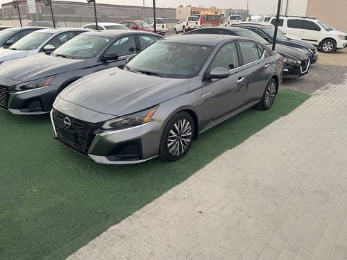 Nissan Altima SV 2.5L