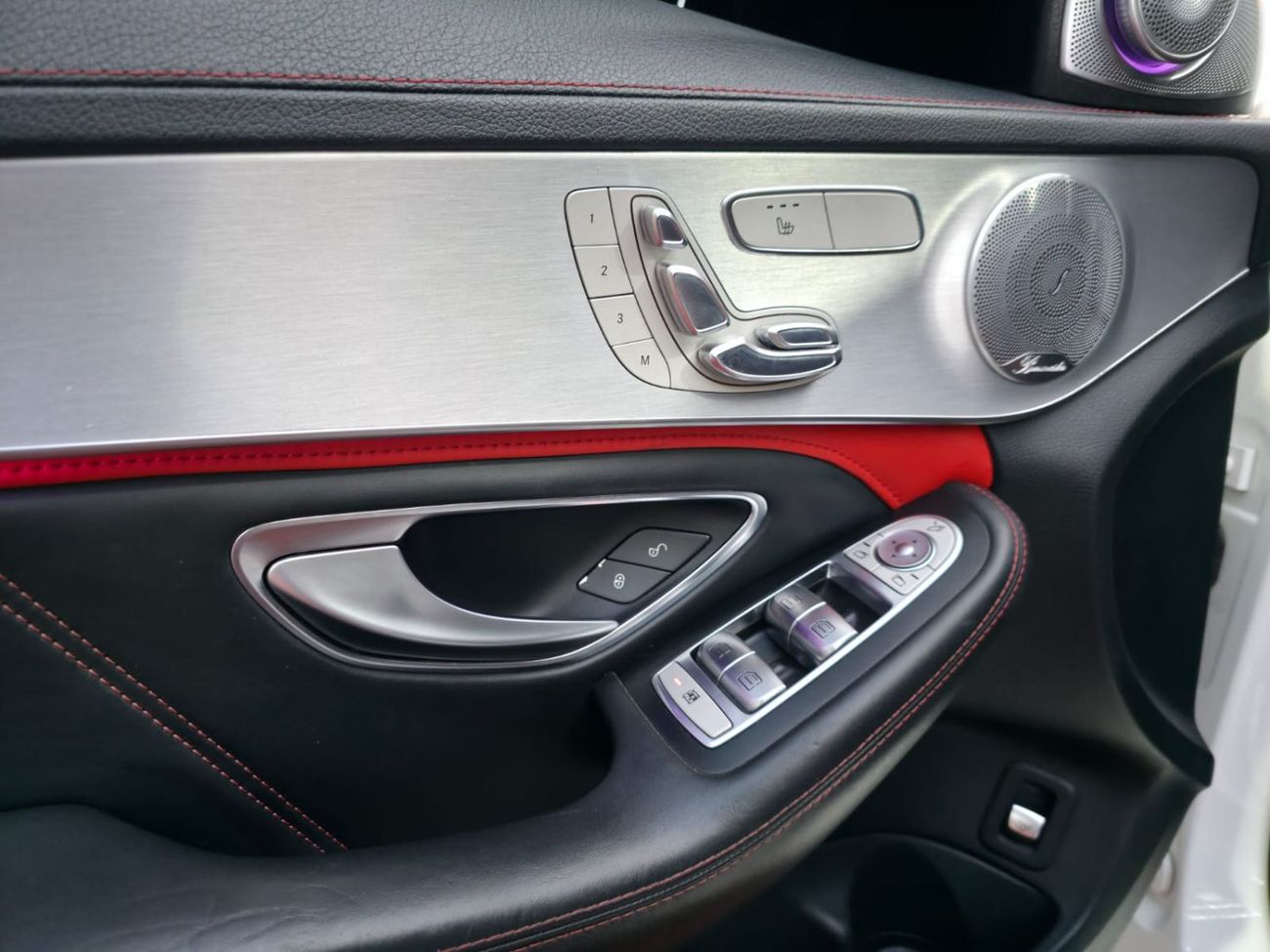 Mercedes-Benz C 63S AMG Std 4.0L (5 Seater)