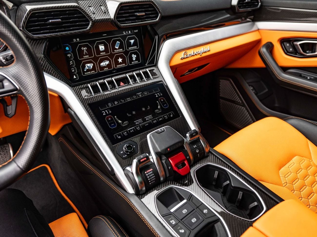 Lamborghini Urus STD 4.0T V8