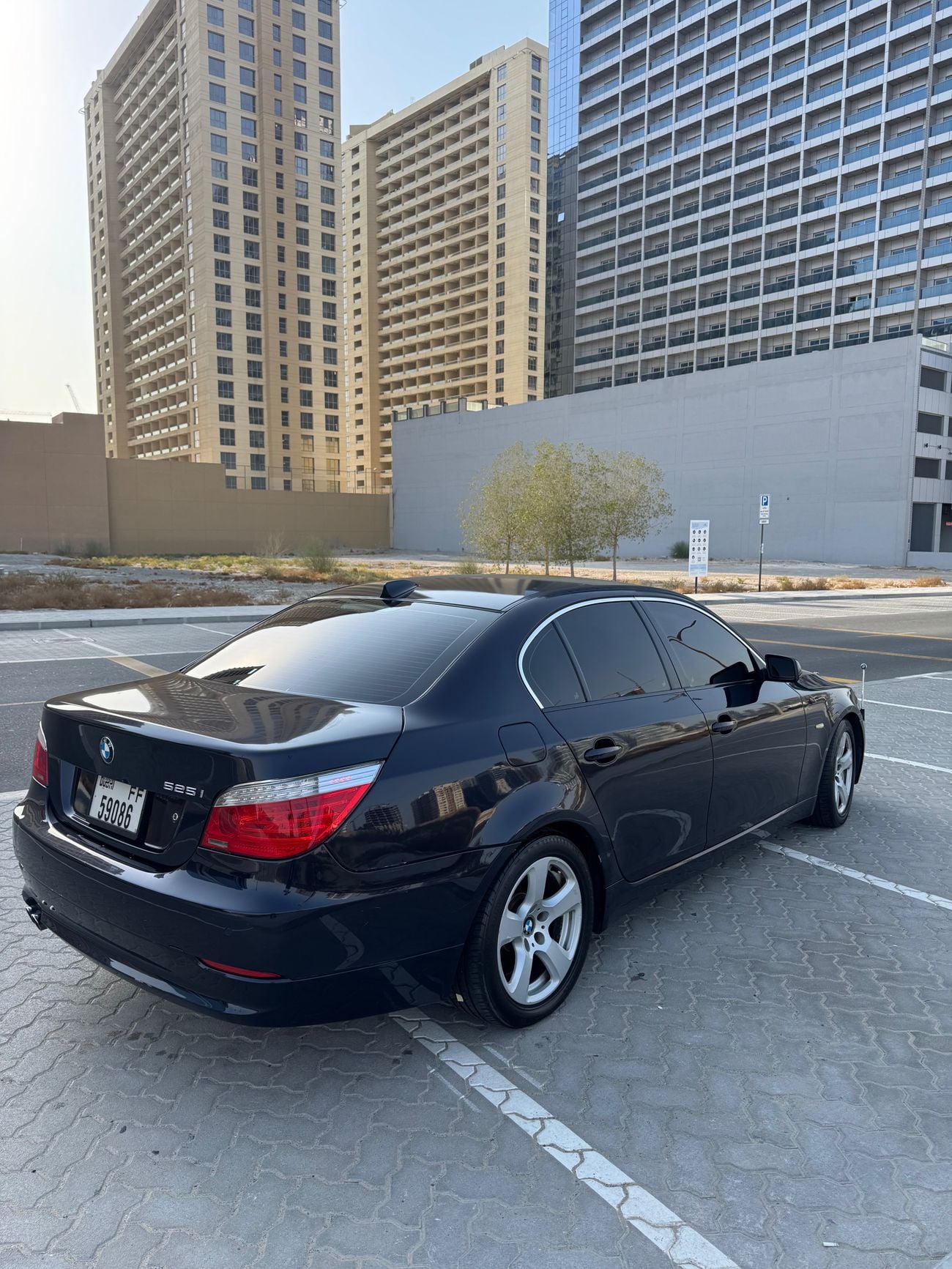 BMW 525i STANDARD