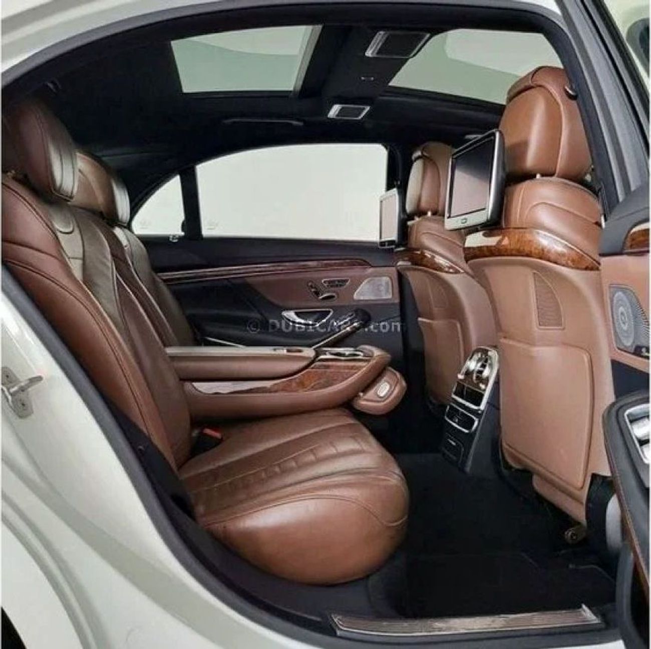 مرسيدس بنز S 500 EMC V8 4.0L-8CYL FULL OPTION - EXCELLENT CONDITION