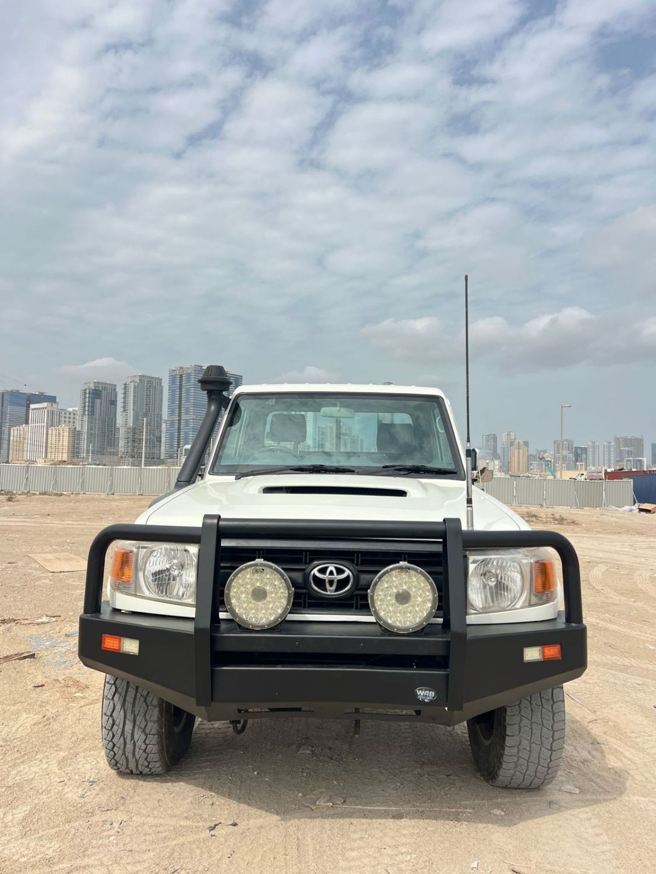 تويوتا لاند كروزر بيك آب RIGHT HAND VEHICLE ONLY FOR EXPORT 4.5L 4WD DIESEL MT