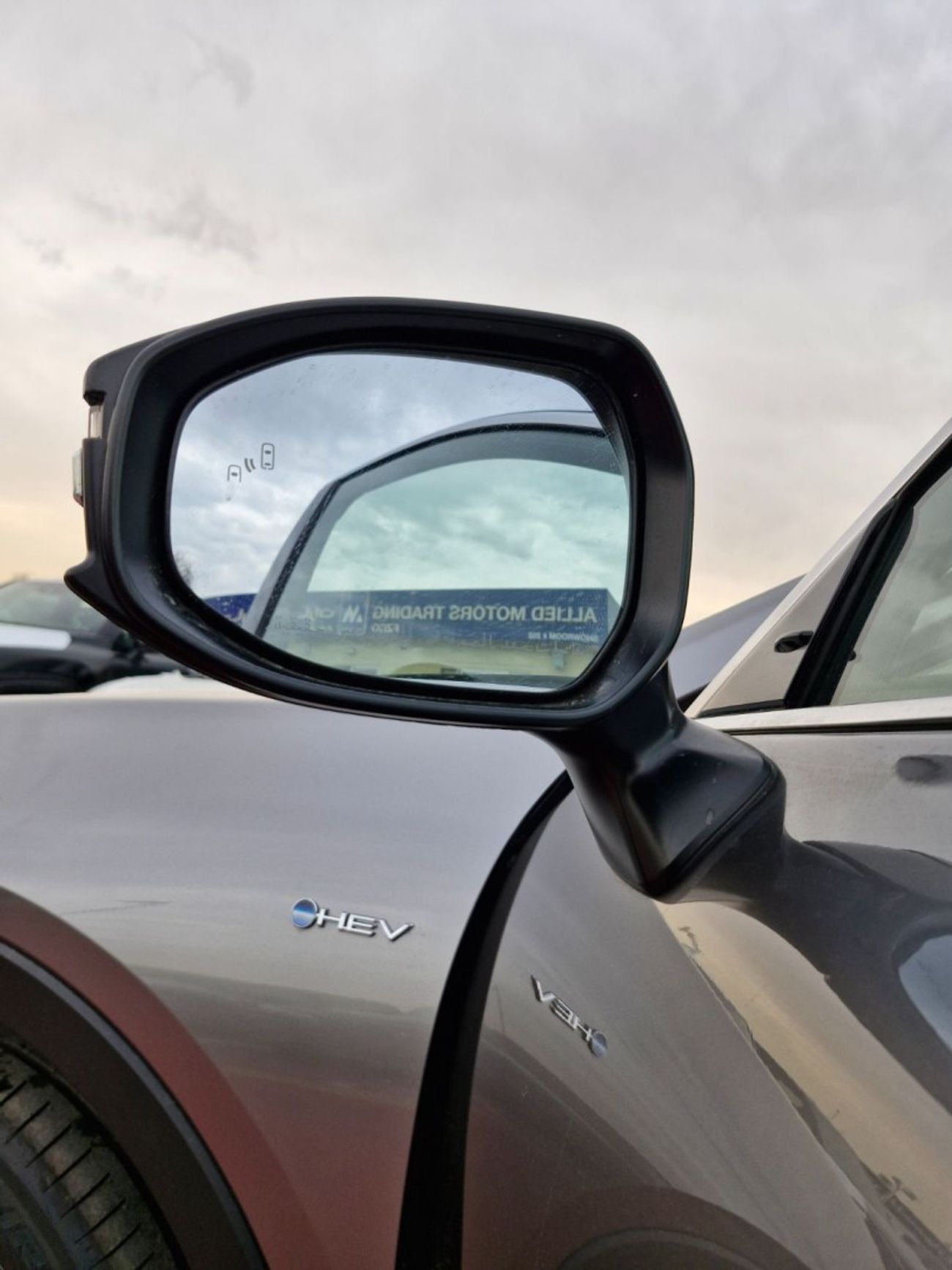 تويوتا كراون 2025 TOYOTA CROWN 2.5L HYBRID FWD GCC BRAND NEW 0KM