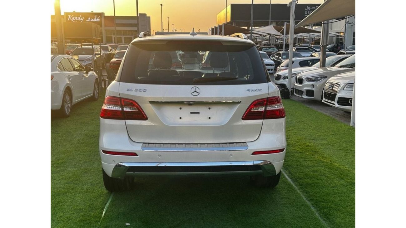 Mercedes-Benz ML 350 AMG MODEL 2013 GCC CAR PERFECT CONDITION INSIDE AND OUTSIDE FULL OPTION PANORAMIC ROOF