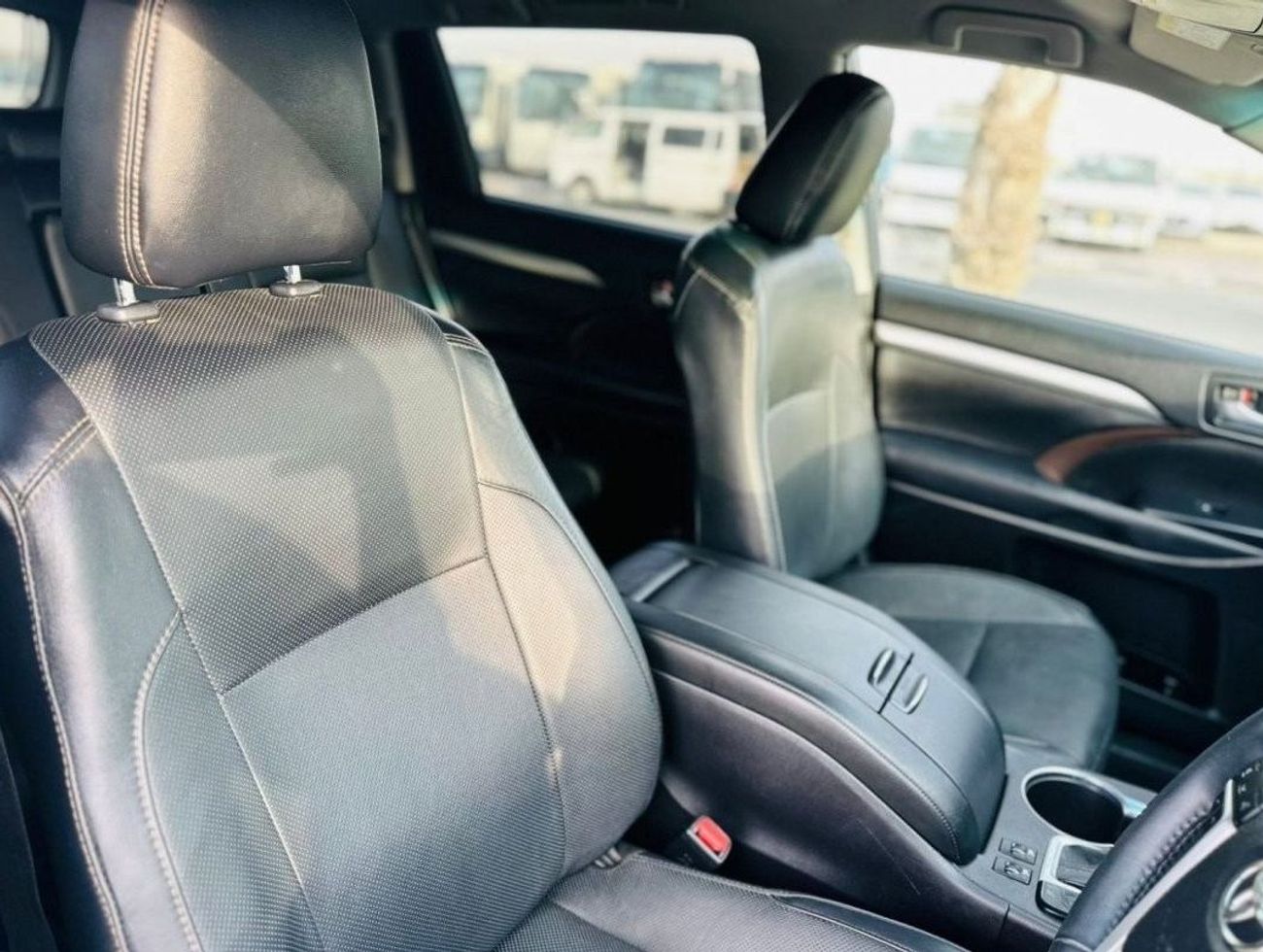 Toyota Kluger RIGHT HAND DRIVER