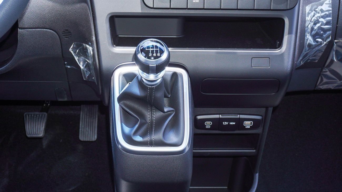 Hyundai Staria HYUNDAI STARIA DIESEL 2025