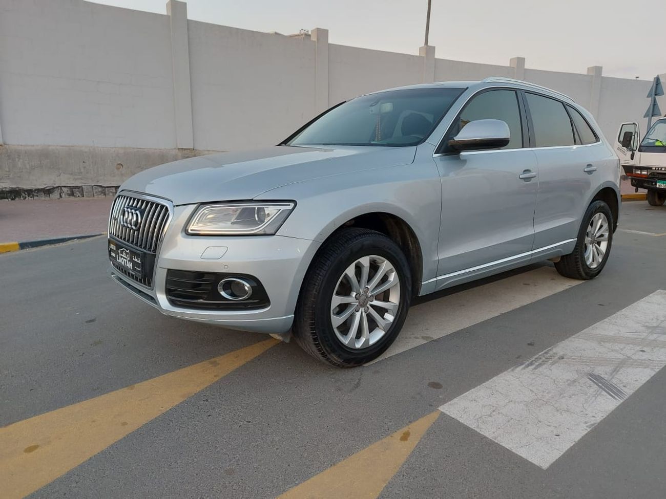 Audi Q5 Std 2.0L