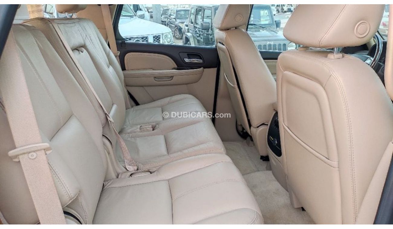 GMC Yukon DENALI FULL OPTION GCC