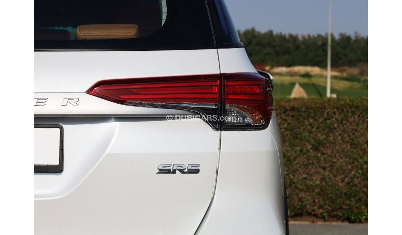 Toyota Fortuner SR5 | 4x4 2.7L | Brand New | GCC