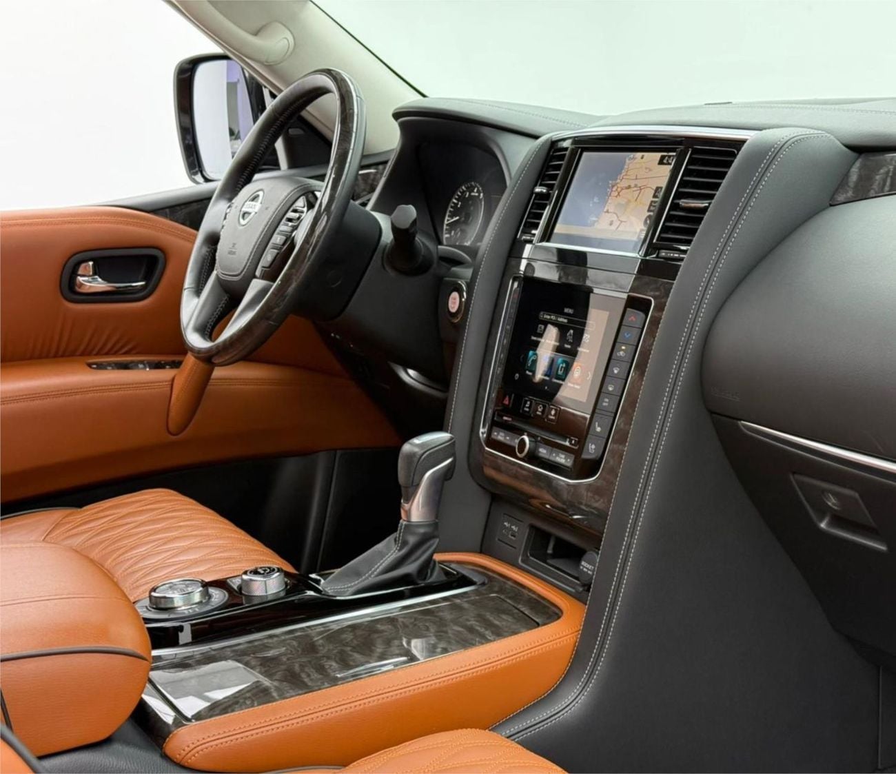 نيسان باترول LE Platinum City 5.6L