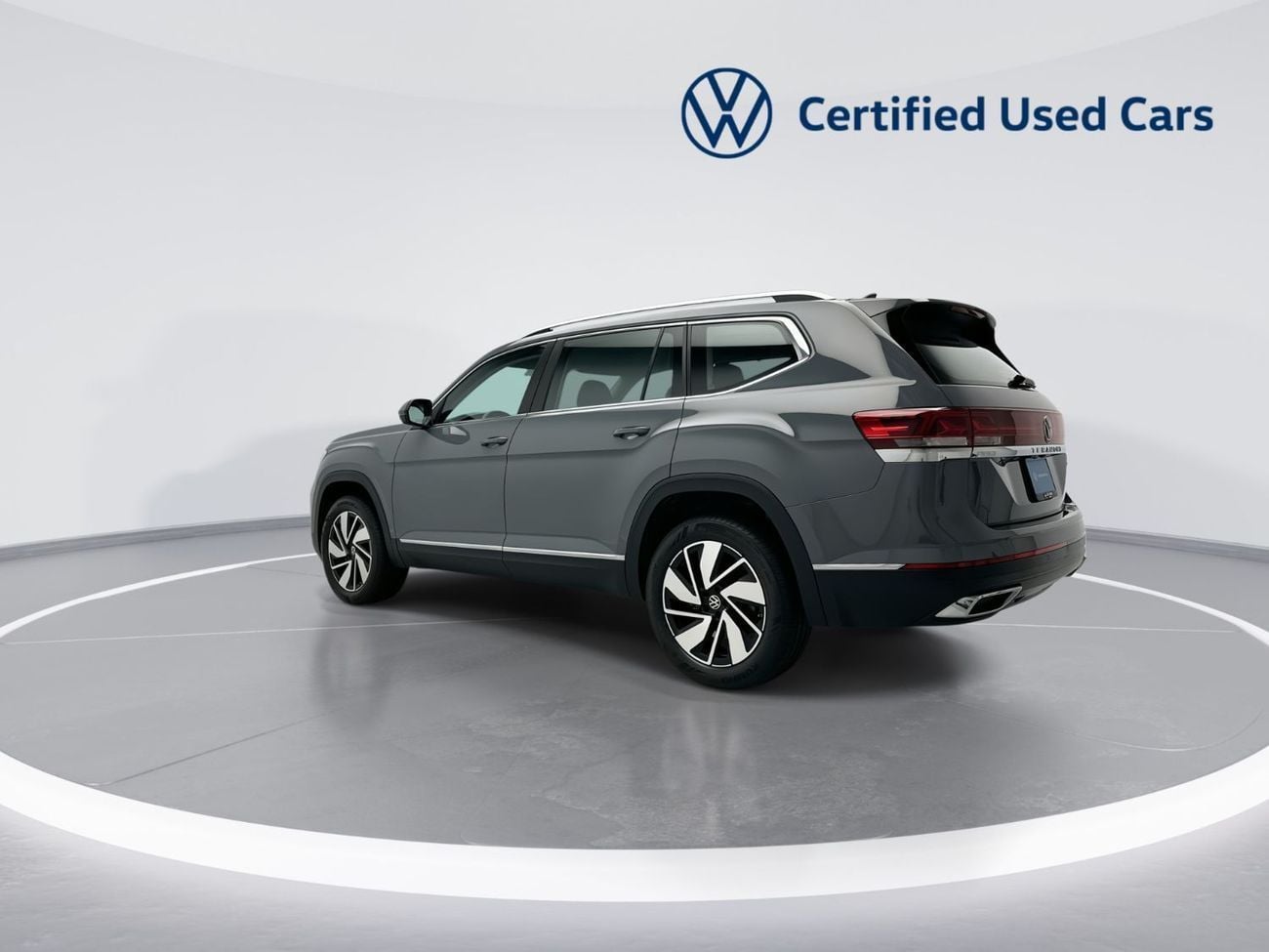 Volkswagen Teramont Comfortline 2.0L (Ref#53632) - 34,100 AED SAVINGS from New Car