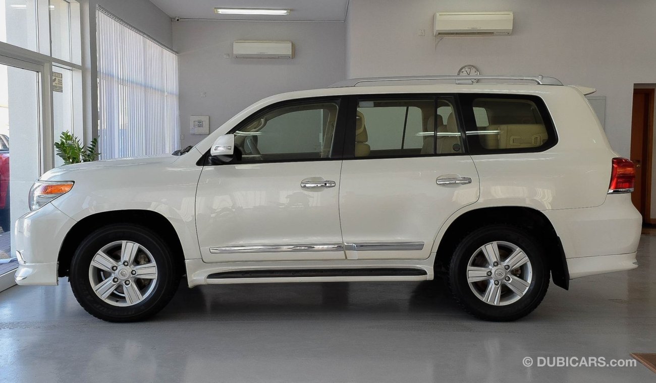 Toyota Land Cruiser GXR V6