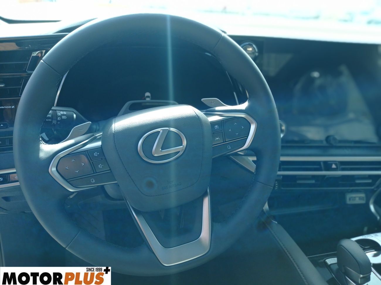 Lexus RX350h 2025 HYBRID F SPORT+ Экран на русском