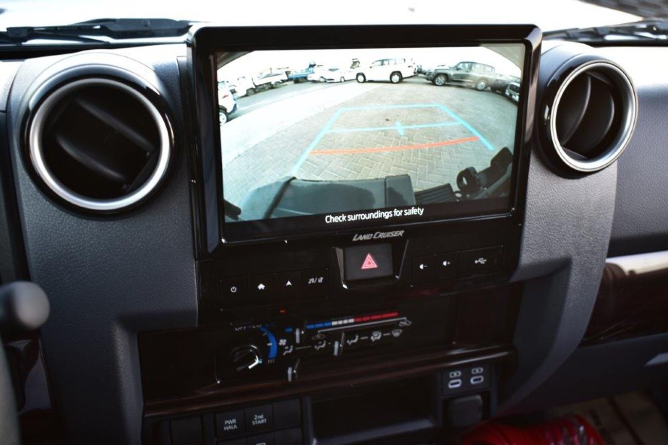 Toyota Land Cruiser 70 2025 TOYOTA LAND CRUISER 76 HARDTOP 40TH ANNIVERSARY LX-Z 2.8L DIESEL 4WD 5-SEATER AUTOMATIC