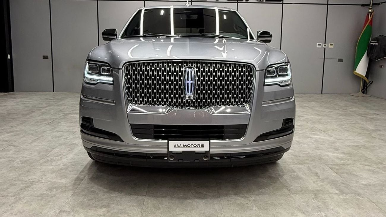 Lincoln Navigator Std 3.5L | GCC Specs | Warranty & Service Contract Until 2029 | Only 5,000 KM