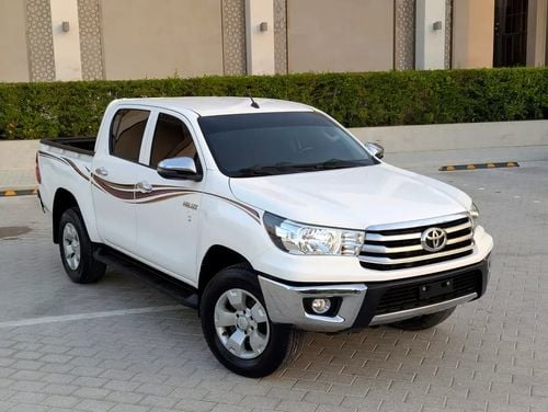 Toyota Hilux GCC Specs | 2.4L Diesel | 4x4 | Excellent Condition