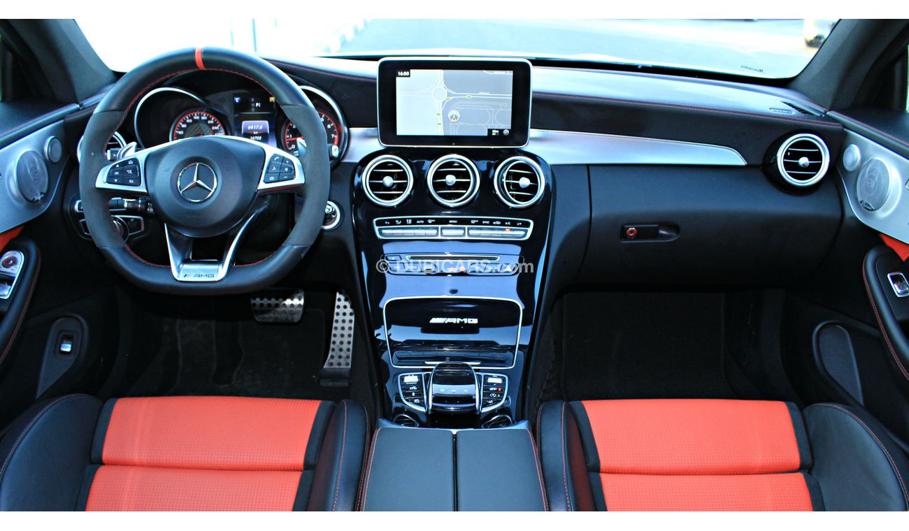 Mercedes-Benz C 63 Coupe AMG C63S - TOP OF THE RANGE - 2 YEARS INTERNATIONAL WARRANTY