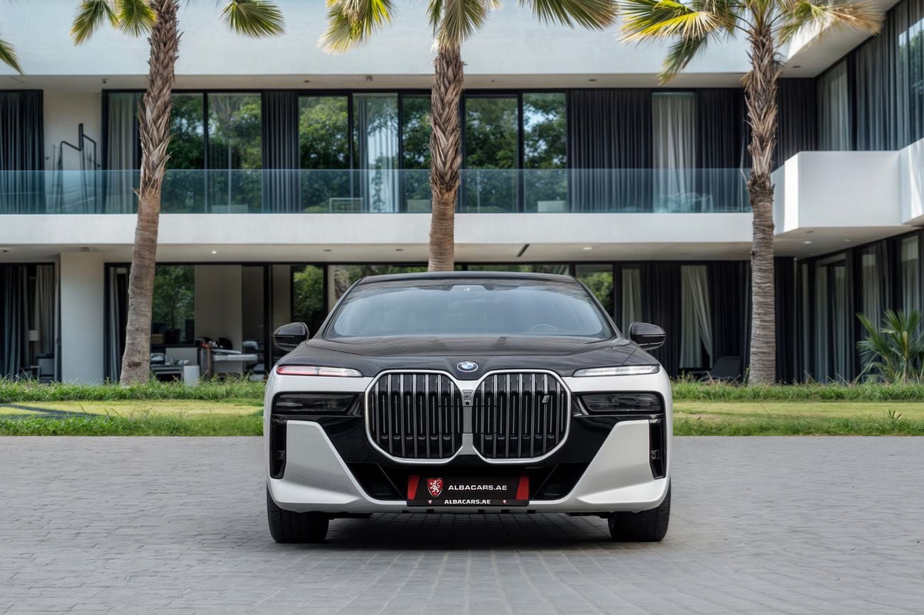 بي أم دبليو i7 i7 | 6,855 P.M | 0% Downpayment | Full BMW History