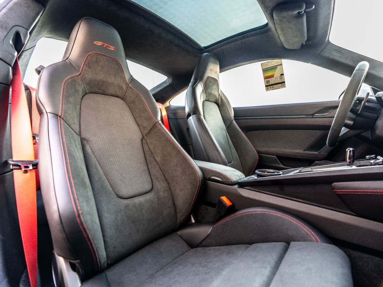 Porsche 911 Carrera GTS