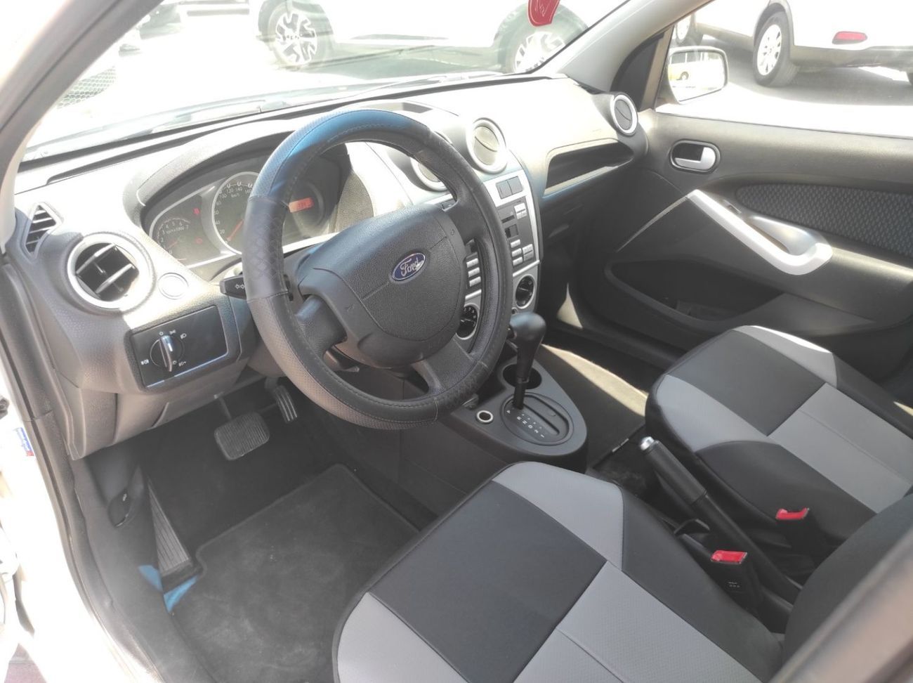 Ford Figo Ford figo 2015 Gcc Frist owner