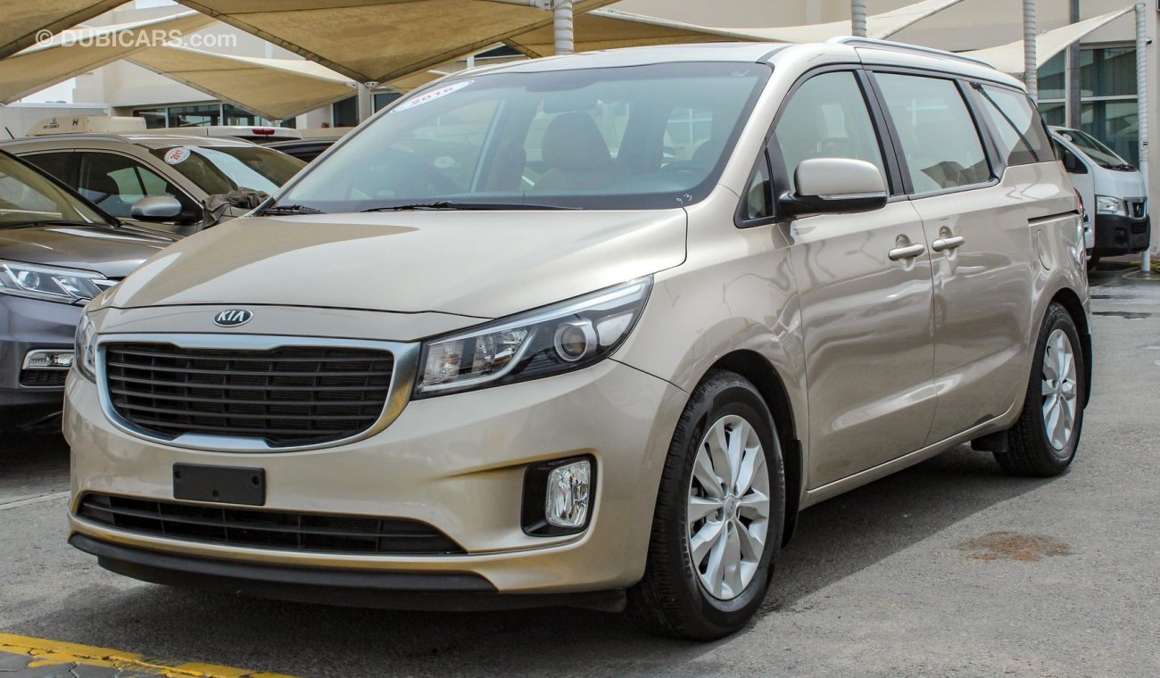 Kia Carnival