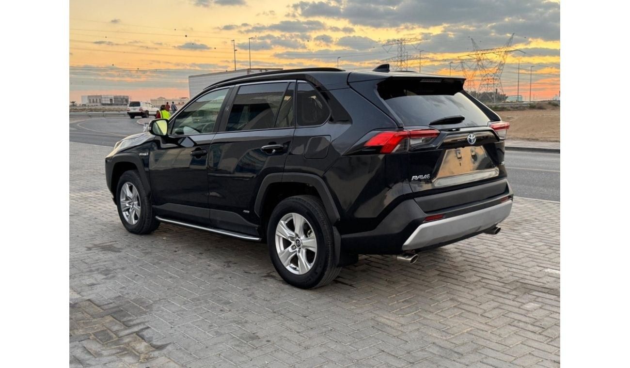 تويوتا راف ٤ 2020 HYBRID KEYLESS FULL OPTION 4WD CANADA SPEC