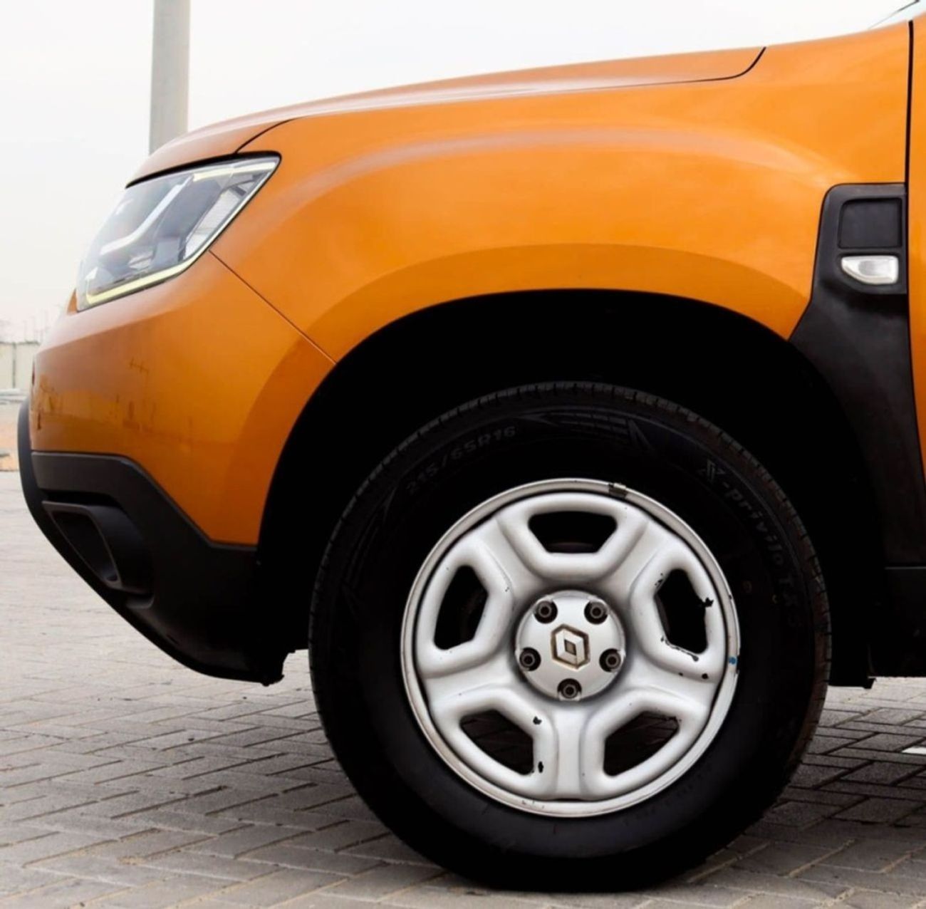 Renault Duster SE 1.6L Renault Duster  2020 GCC  1.6L accident-free  in excellent condition  410 P.M