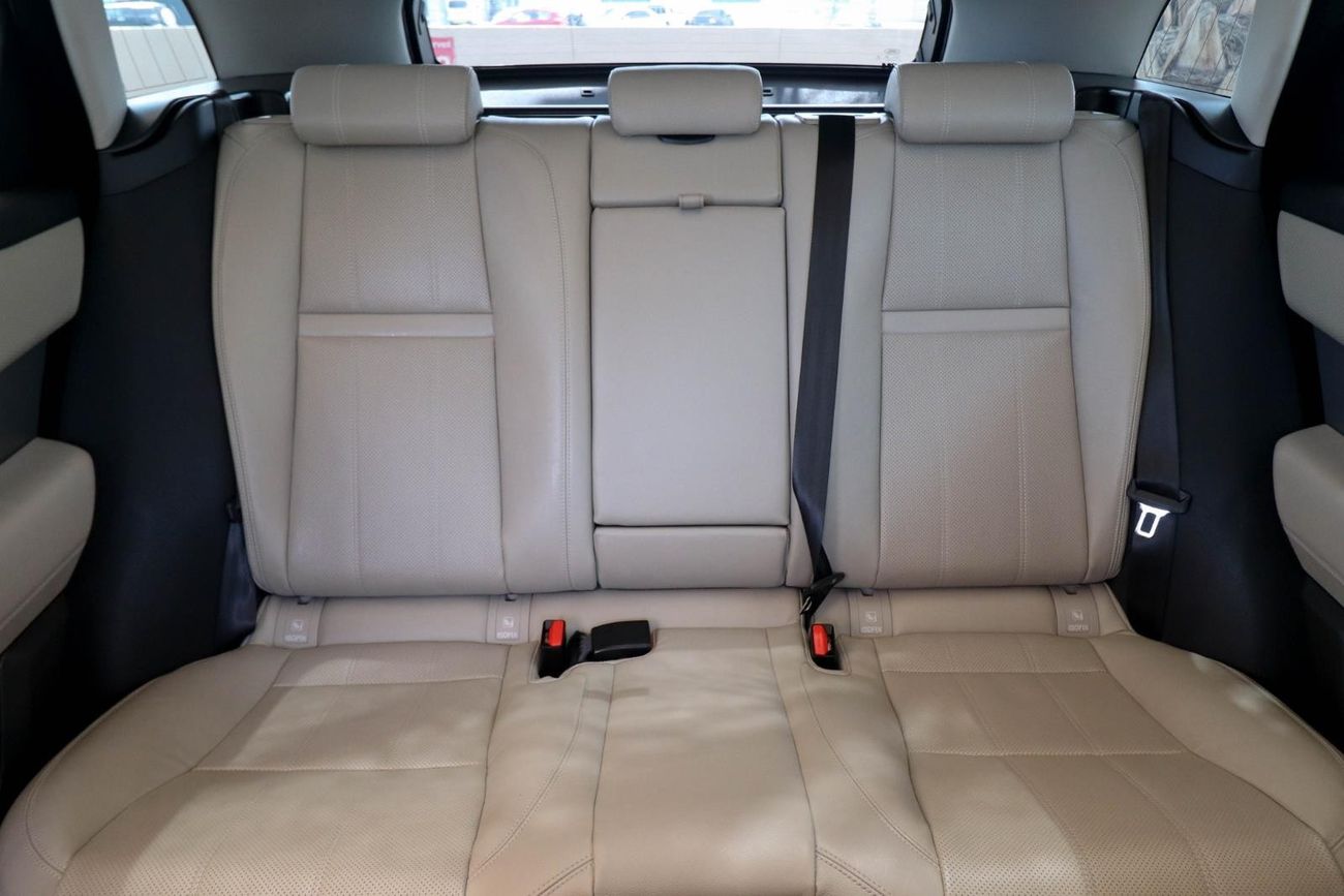 Land Rover Range Rover Velar L560