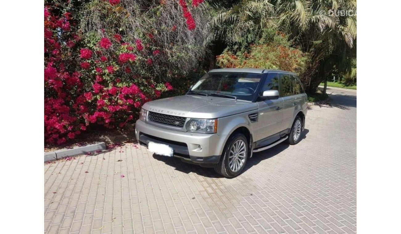 Land Rover Range Rover Sport HSE V8 ////2011GCC//// FULL OPTION //// FULL SERVICE HISTORY IN THE DEALERSHIP /