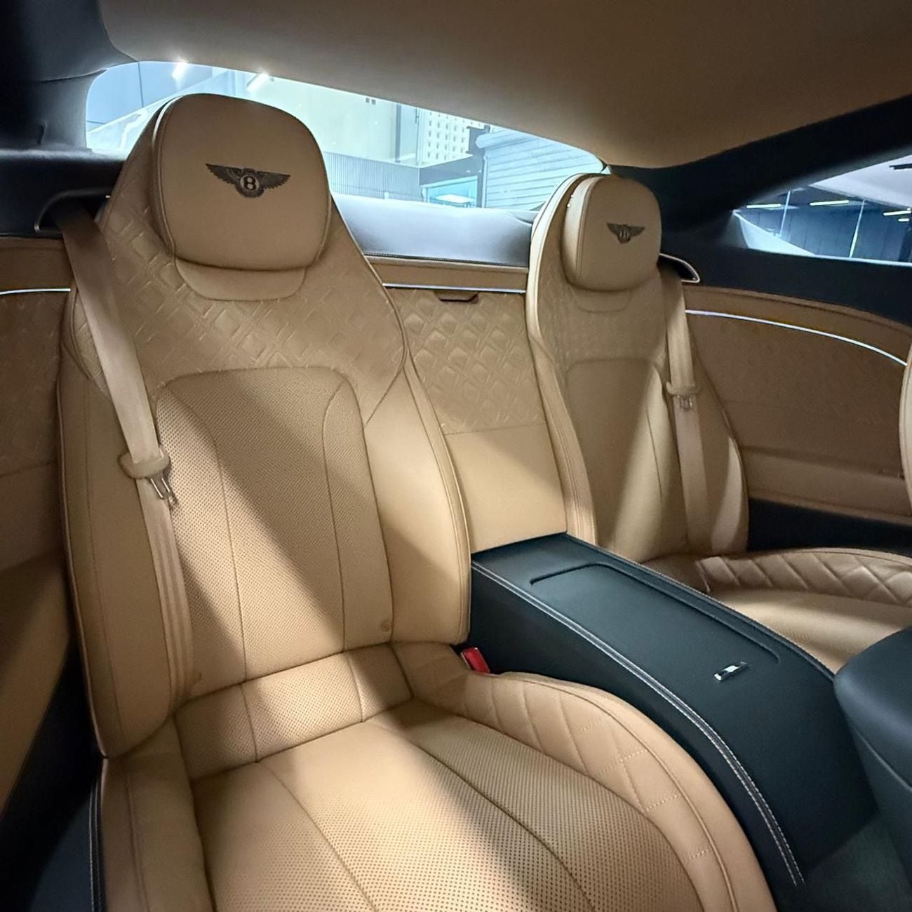 Bentley Continental GT W12 4.0T V8 | GCC Specs | Full Service History | Under Dealer Warranty