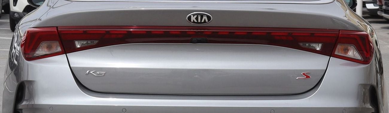 كيا K5 كيا K5 -موديل 2021- خليجى -فل أوبشن -بدون حوادث-  محرك 2.0 - بحاله ممتازه من الداخل والخارج