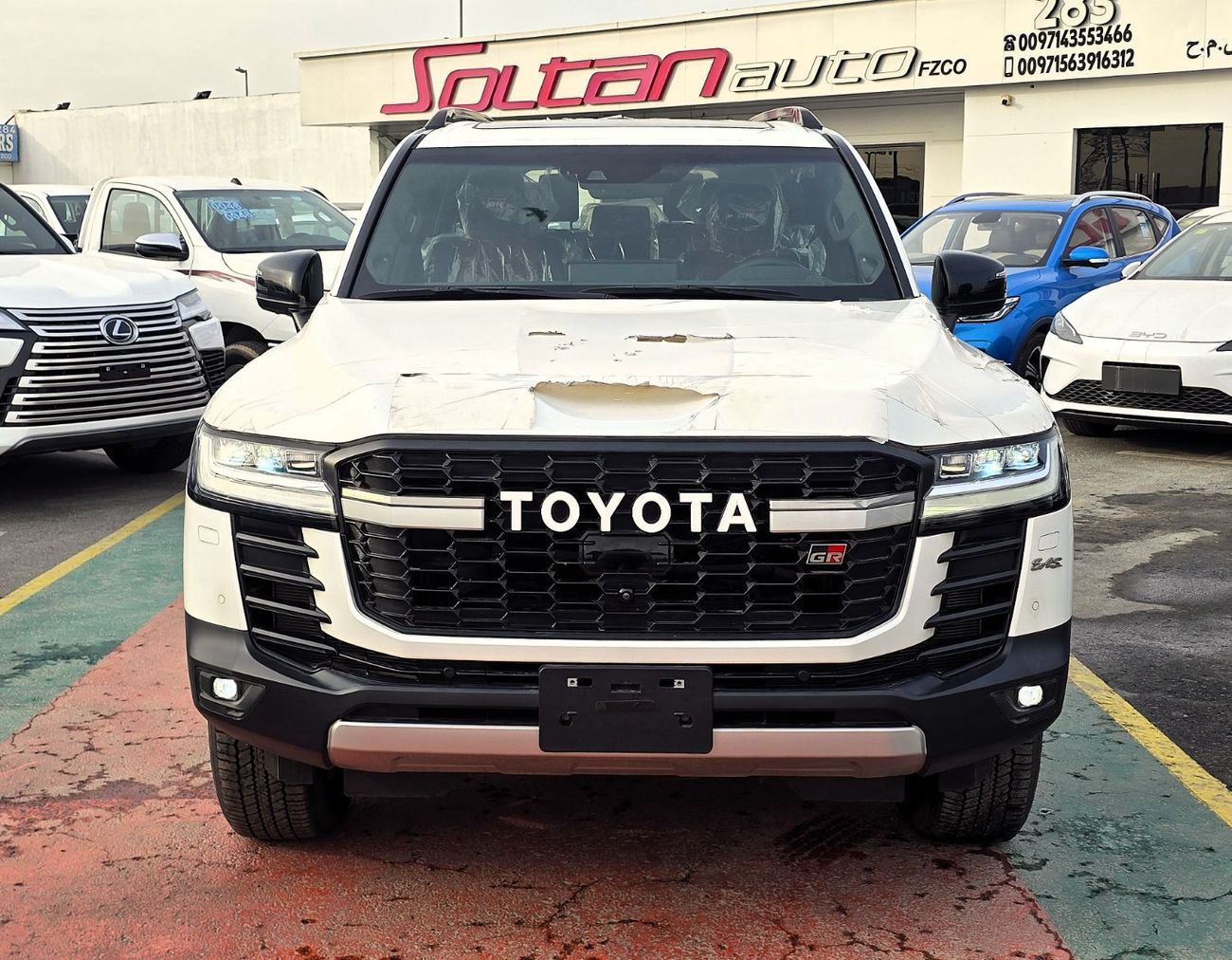 Toyota Land Cruiser Toyota Land Cruiser GR-S 3.3L diesel A/T 4WD SUV White color 2022 Model