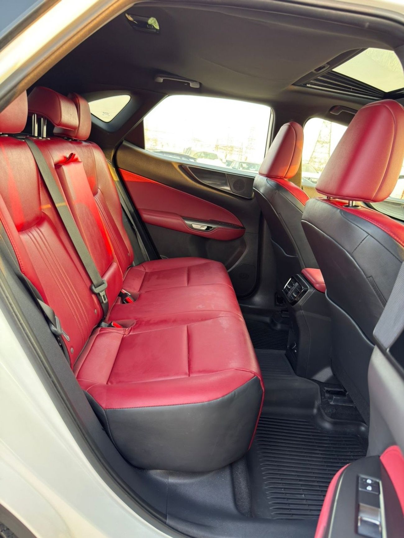 Lexus NX350 Premier 2.4L ( CYL)