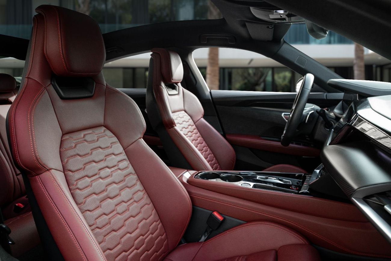 أودي إي ترون جي تي | 4,308 P.M  | 0% Downpayment | Agency Warranty!