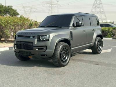 لاند روفر ديفندر Defender Octa 2025 GCC Specs