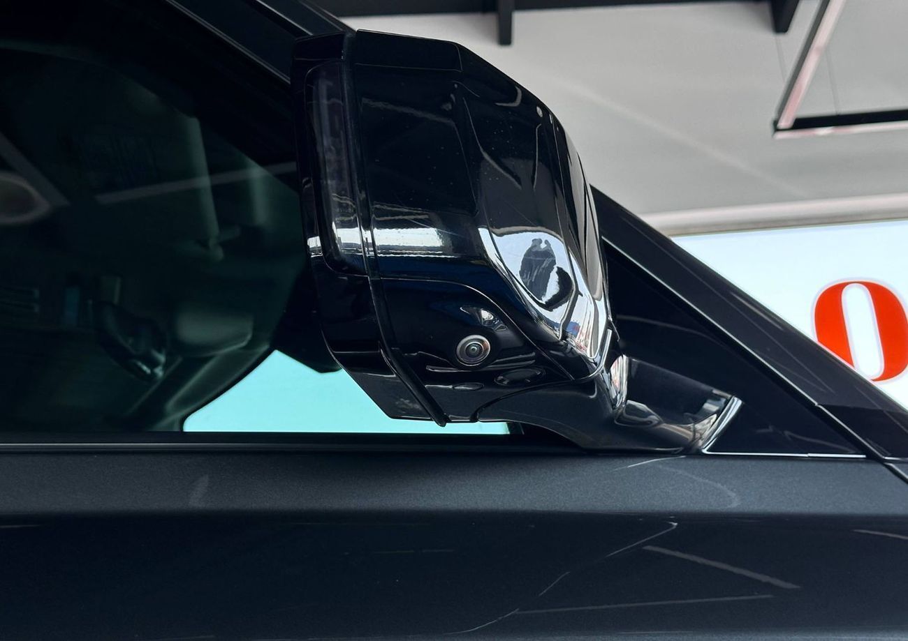 Land Rover Defender P400 Full options with one year warranty