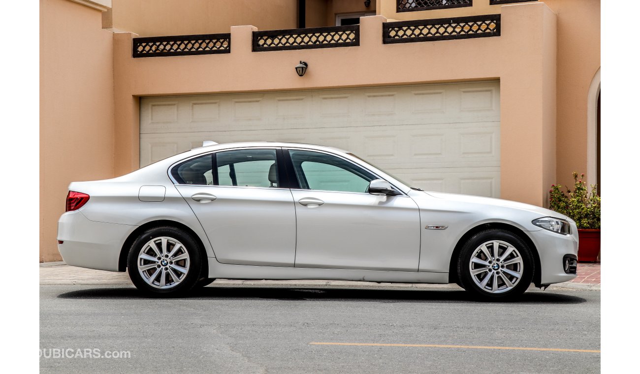 BMW 520i i 2015 GCC under Agency Warranty with Zero Down-Payment.