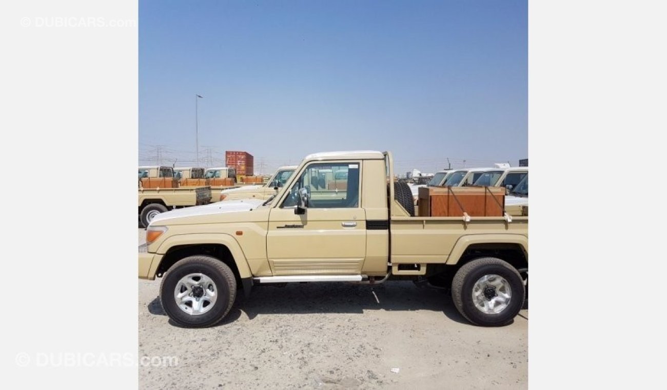 Toyota Land Cruiser Pick Up