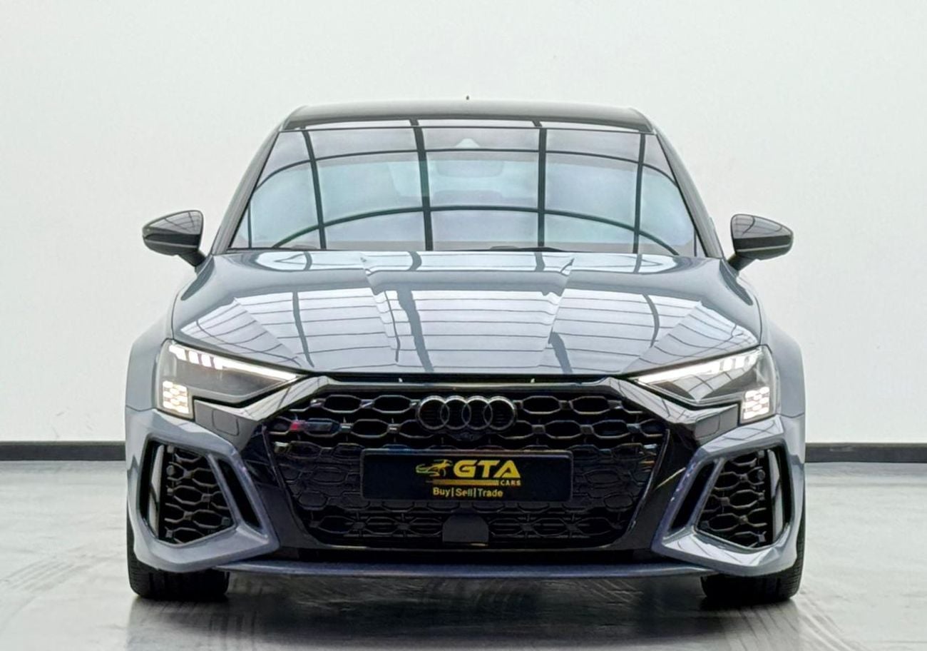 أودي RS3 TFSI quattro 2.5L Sportback