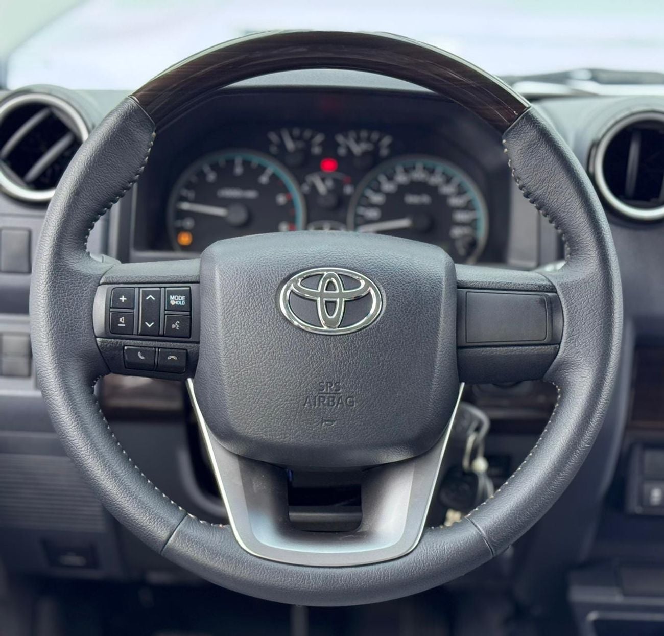 Toyota Land Cruiser 70 Std 4.5L AWD 2024 Toyota Land Cruiser 76 LX, Warranty, Brand New, GCC