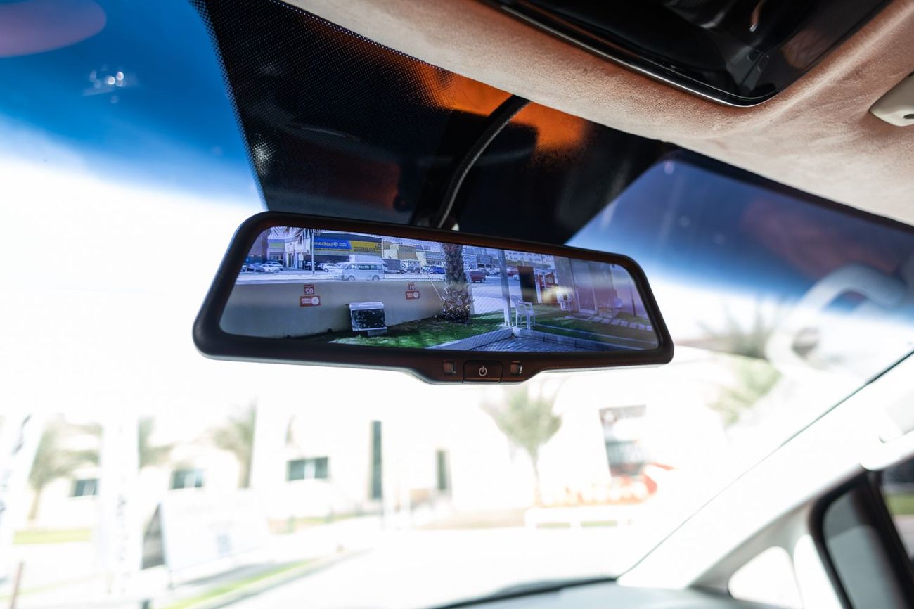 Hyundai Staria 3.5L Luxury (7 Seater)