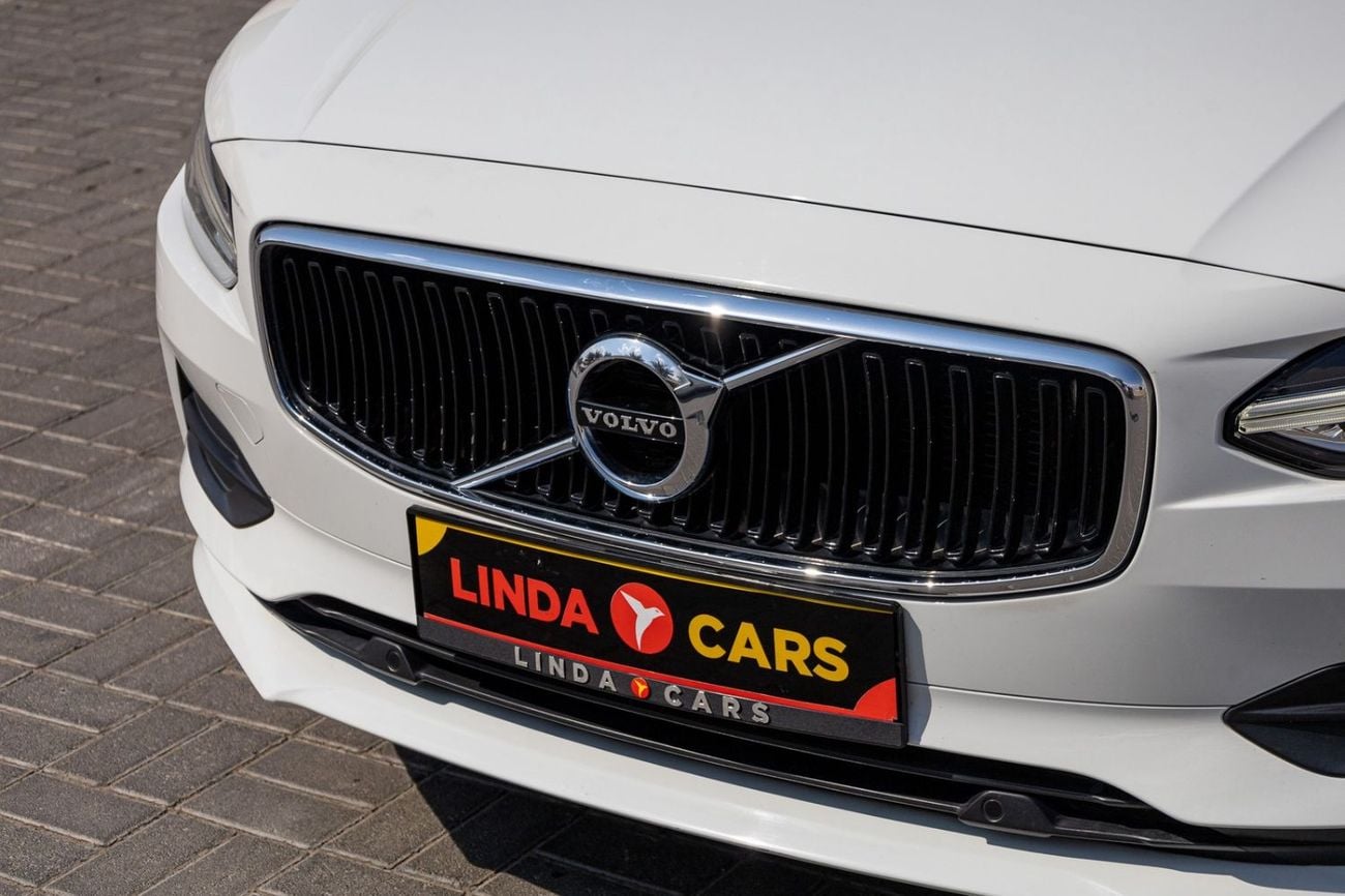 Volvo S90 Volvo S90 2017 GCC specs for 826.00 AED monthly