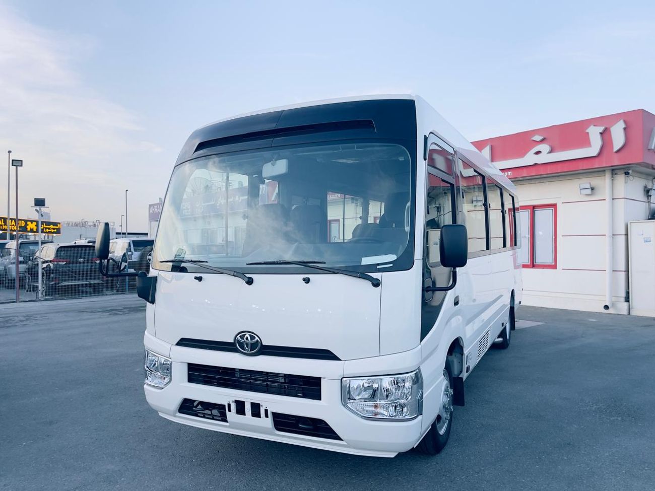 Toyota Coaster toyota coaster 4.0l 2025   23 seater 3 BELT