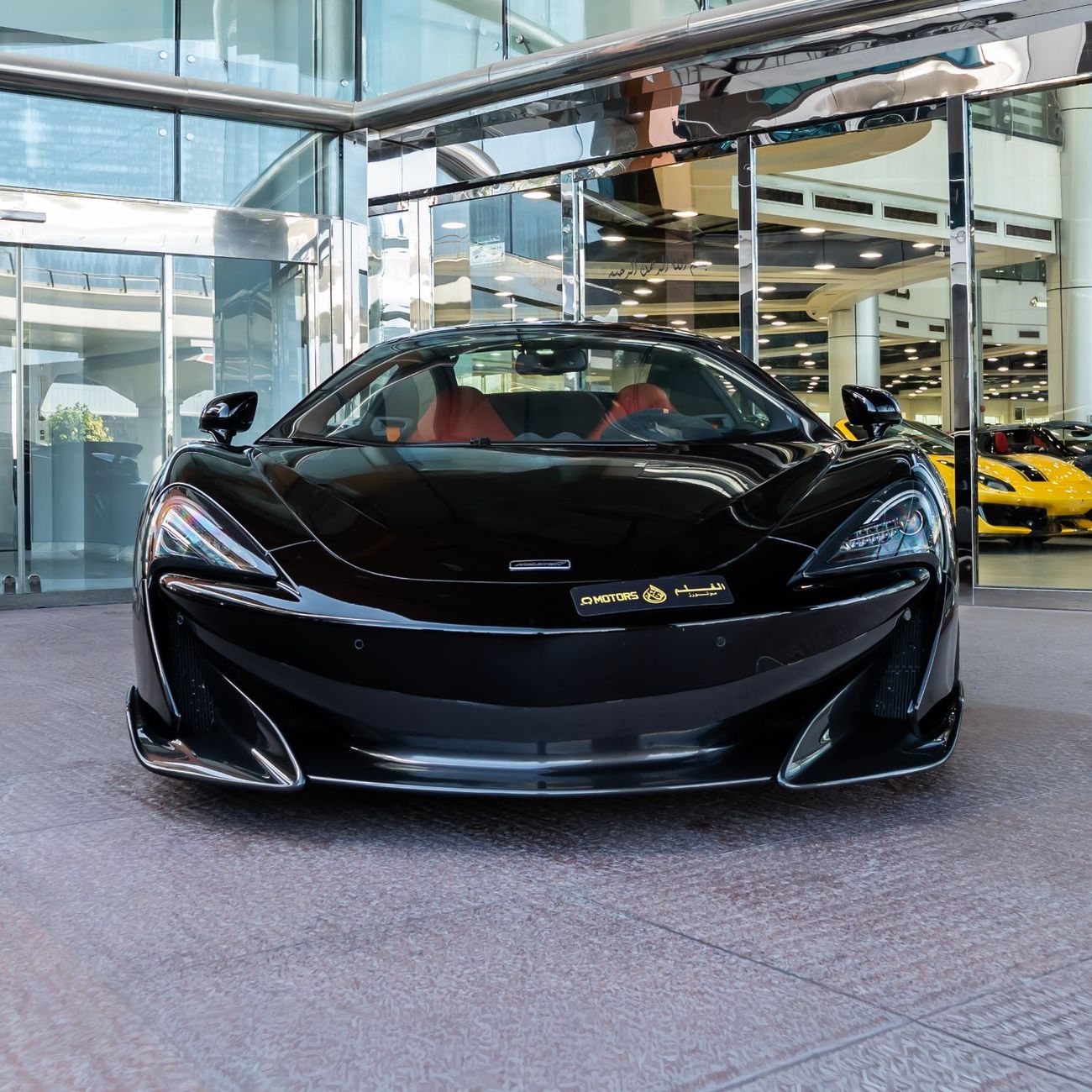مكلارين 600LT 2020 MCLAREN 600LT SPIDER GCC WITH ONE YEAR FREE SERVICE