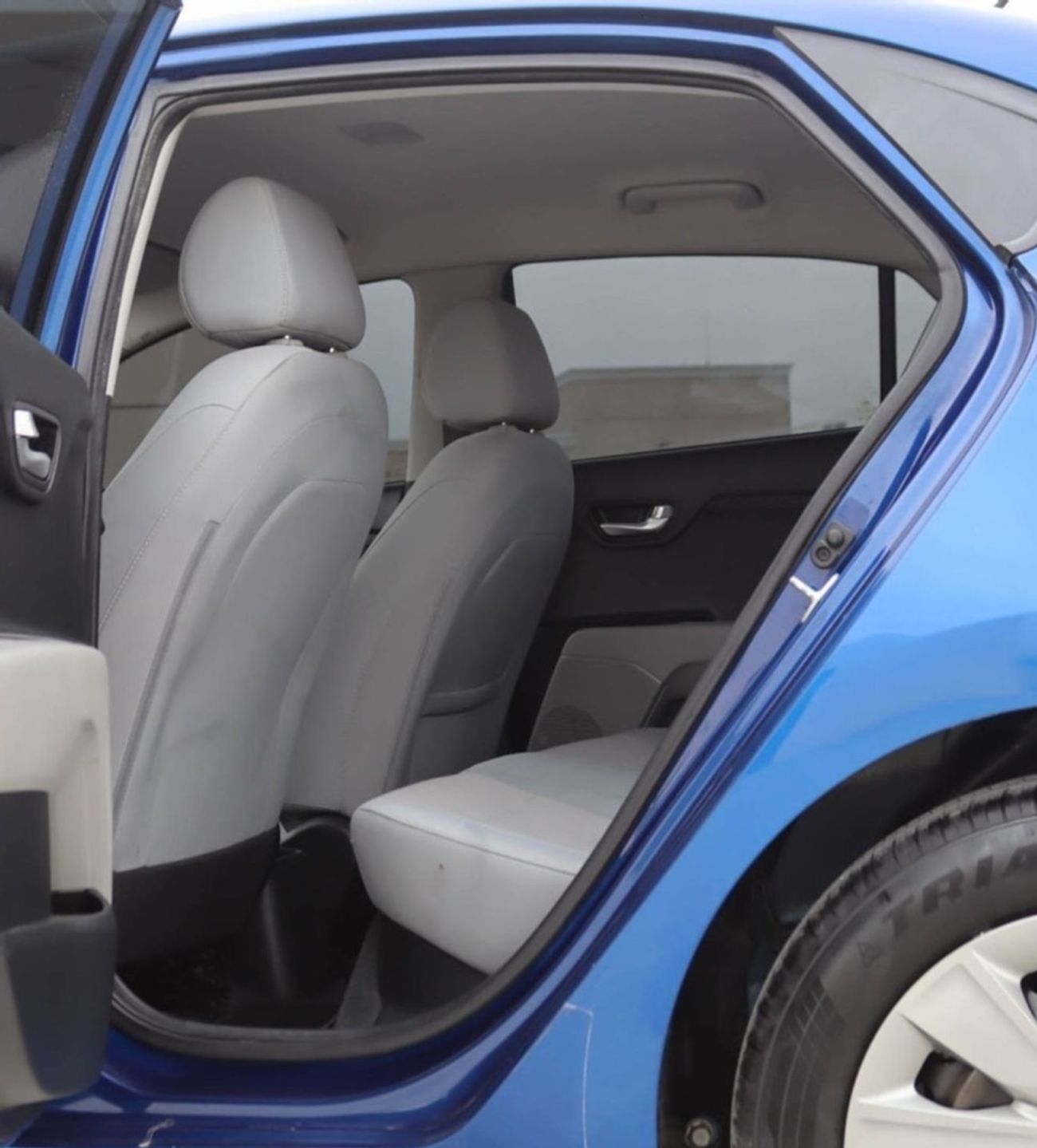 Kia Rio EX 1.4L (100 HP) Sedan Kia Rio 1.4L 2020 GCC accident-free in excellent condition 705 P.M