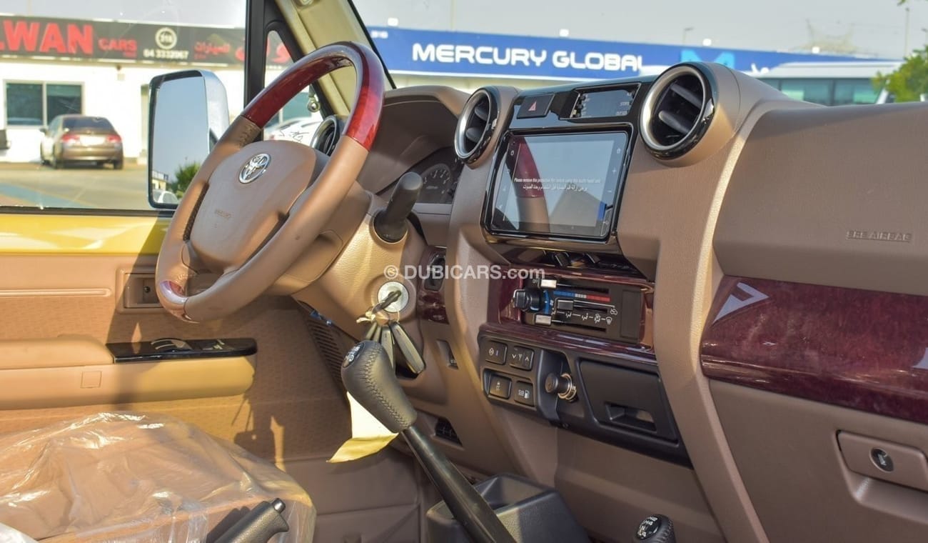 تويوتا لاند كروزر بيك آب 4.0L