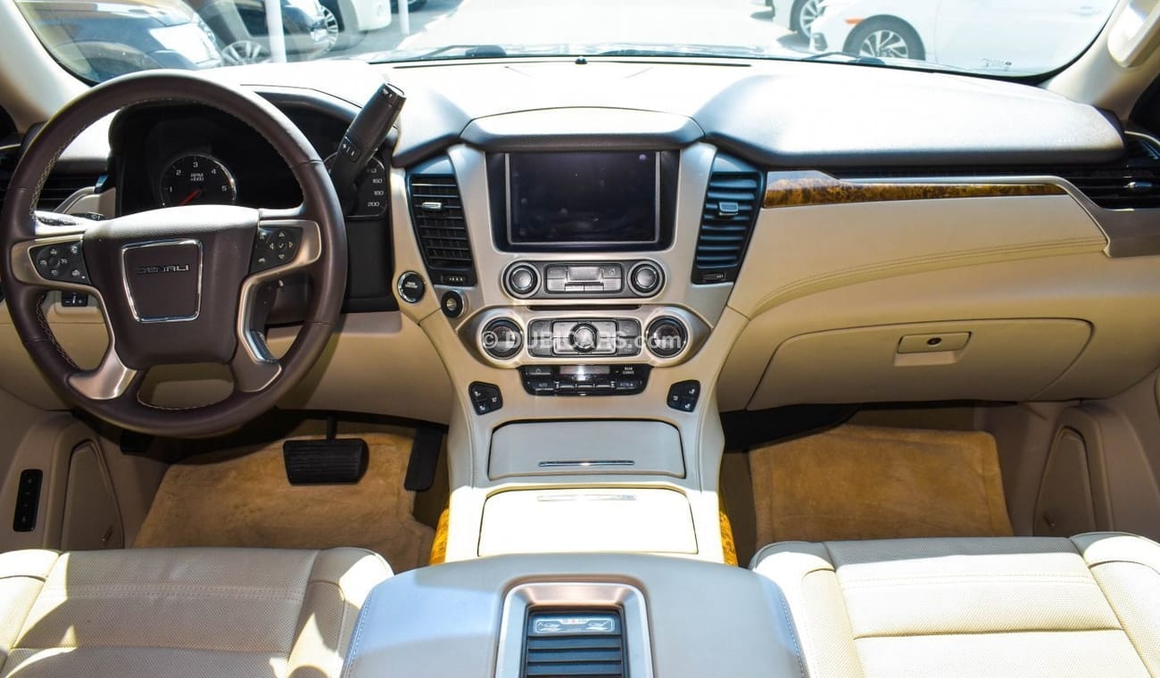 جي أم سي يوكون Denali