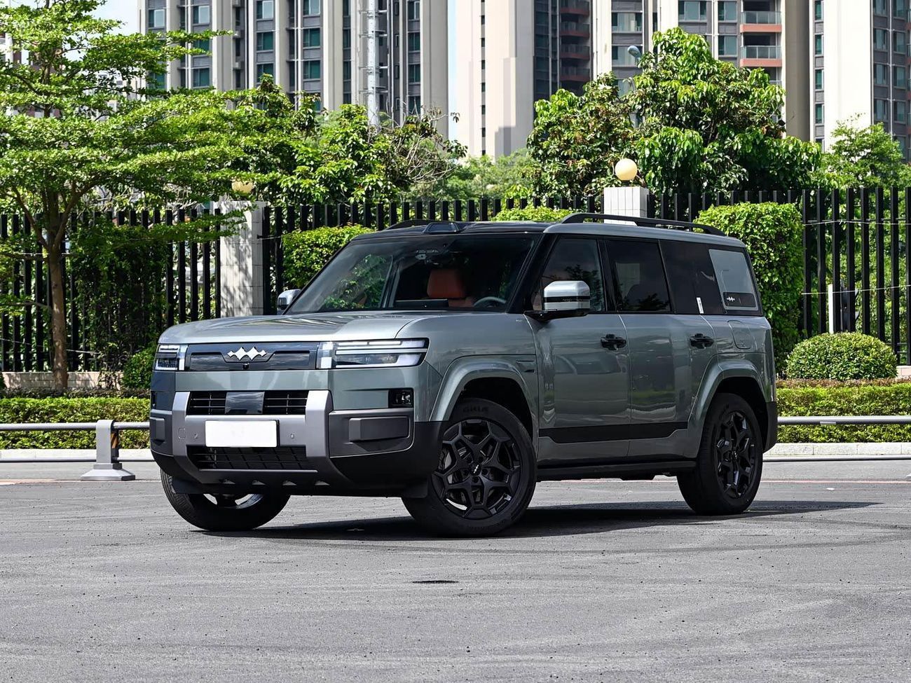 BYD Leopard Titanium 7 Four-wheel drive basic model