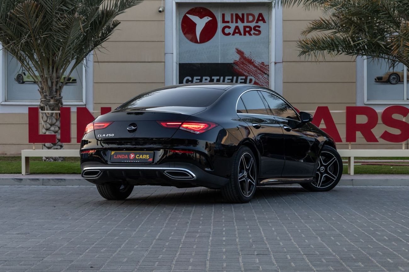 Mercedes-Benz CLA 250 Premium + 2.0L